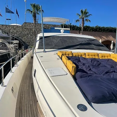 Bateau-hôtel Sadelan 2 Gênes
